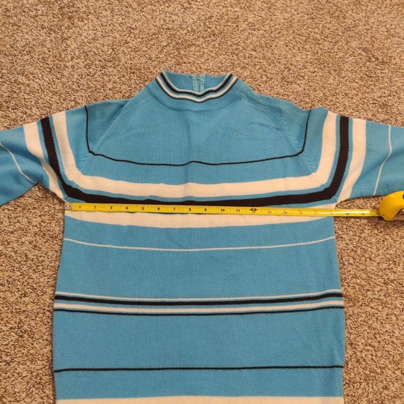 Vintage 70’s Find Quality Women's Sweater 100% Acrylic Vintage Blue Striped. - Picture 4 of 5